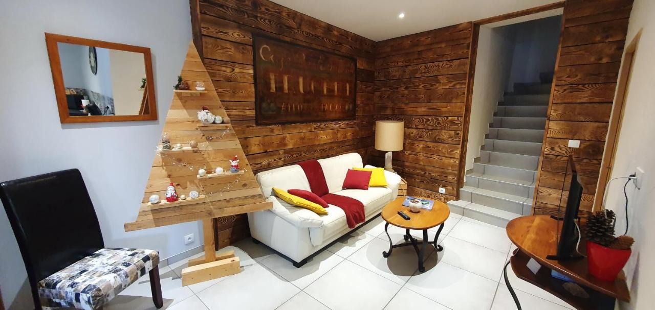 Gite Du Cafe Truchet Saint-Pancrace  ภายนอก รูปภาพ