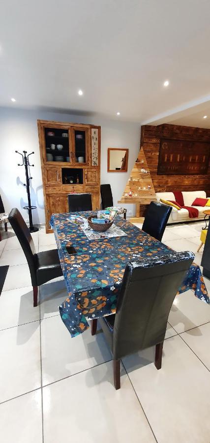 Gite Du Cafe Truchet Saint-Pancrace  ภายนอก รูปภาพ