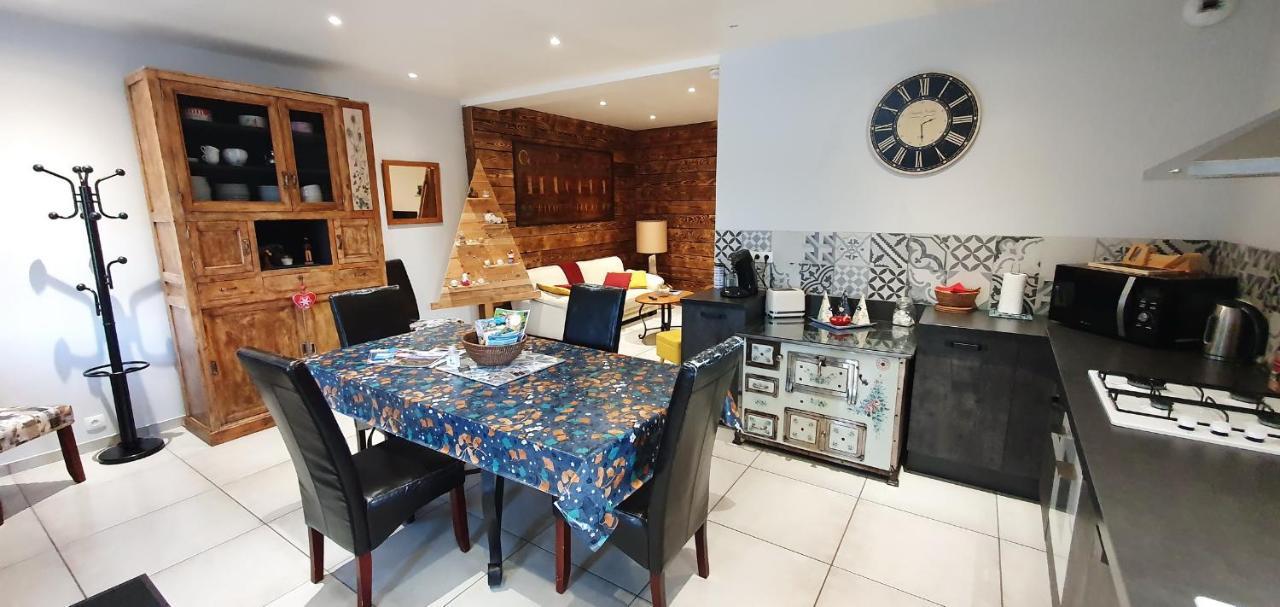 Gite Du Cafe Truchet Saint-Pancrace  ภายนอก รูปภาพ