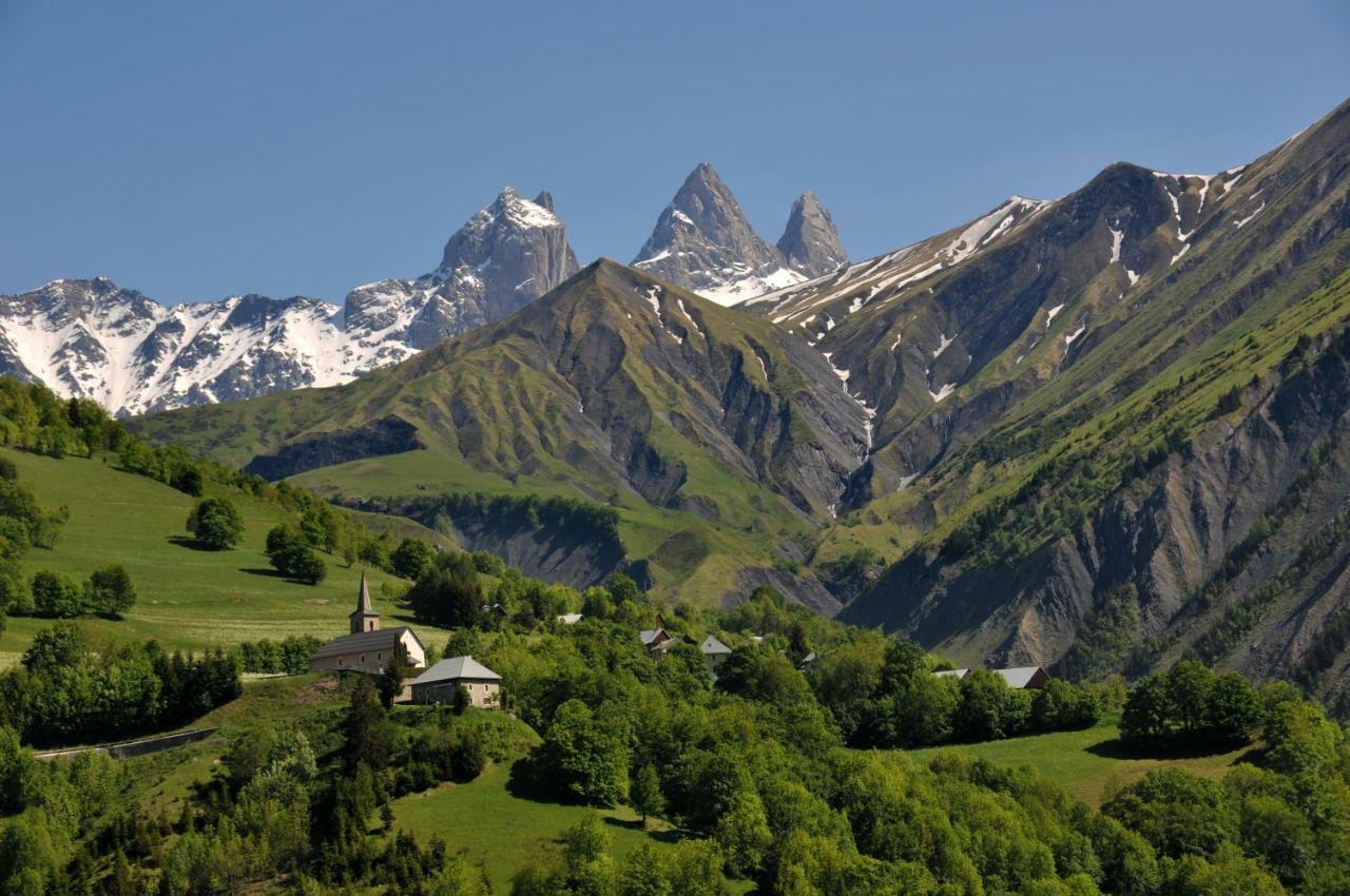 Gite Du Cafe Truchet Saint-Pancrace  ภายนอก รูปภาพ