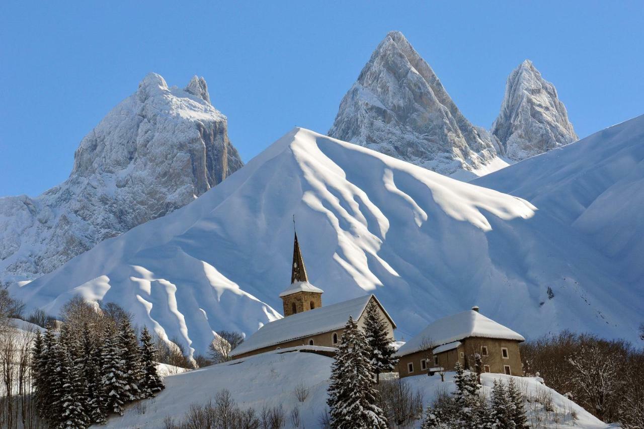 Gite Du Cafe Truchet Saint-Pancrace  ภายนอก รูปภาพ